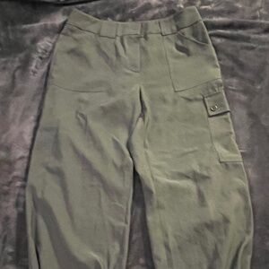 Gorgeous OLIVE-green pants !  LIKE NEW!